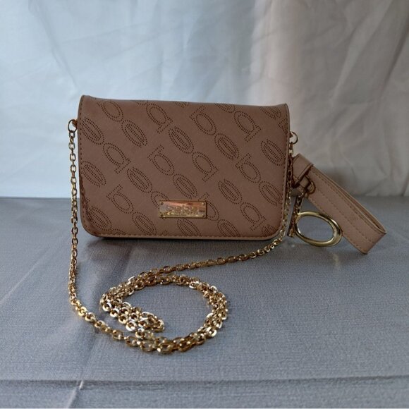 Bebe Shoulder Bag Chain Strap Pocketbook Brand Spellout Blush Pink Vegan Leather - Picture 2 of 16